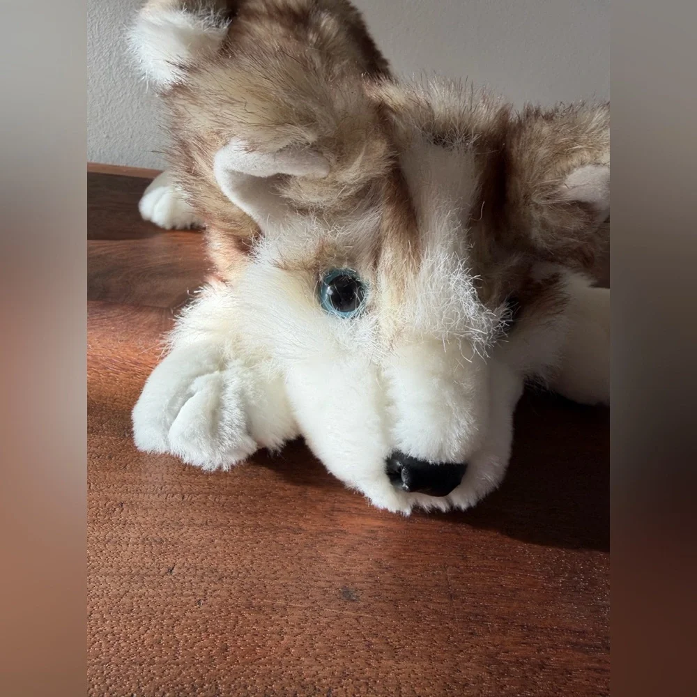 Folkmanis Puppets Wolf Pup Hand Puppet Plush - Picture 3 of 11